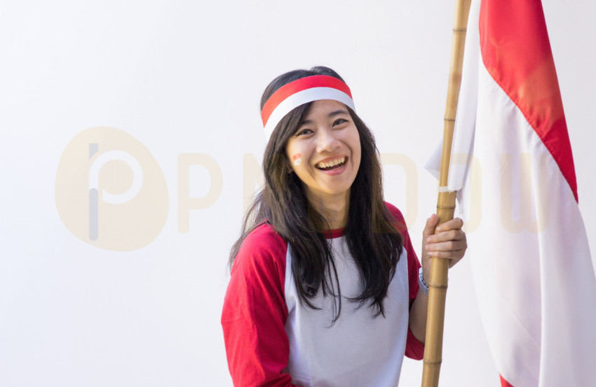 Free Image | woman with indonesian flag